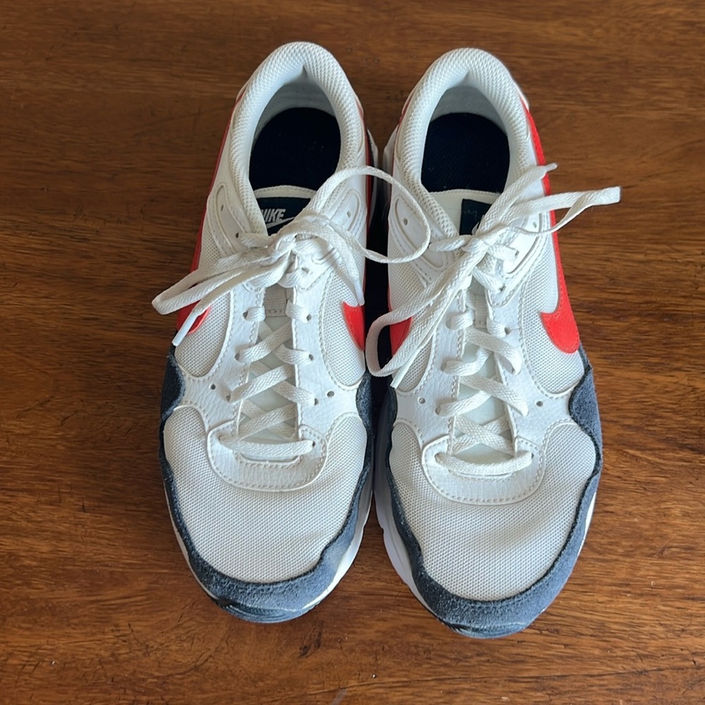 Nike Air Max SC Sneakers Style #CZ5358-103 Size 5.5Y